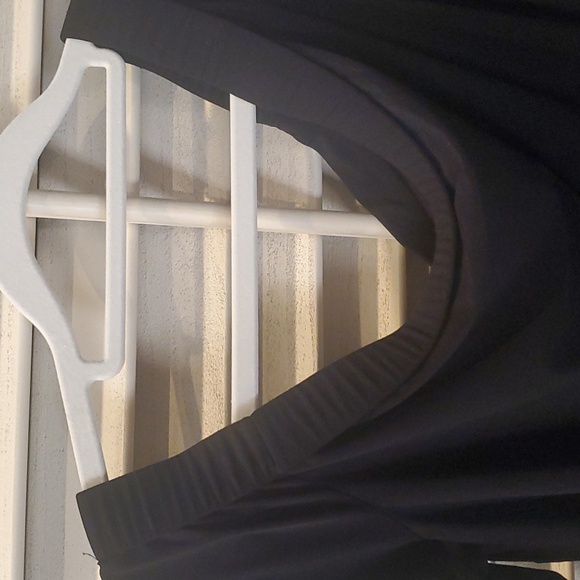 Little Black Dress - Picture 5 of 6